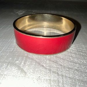 Large square-flat red bangle